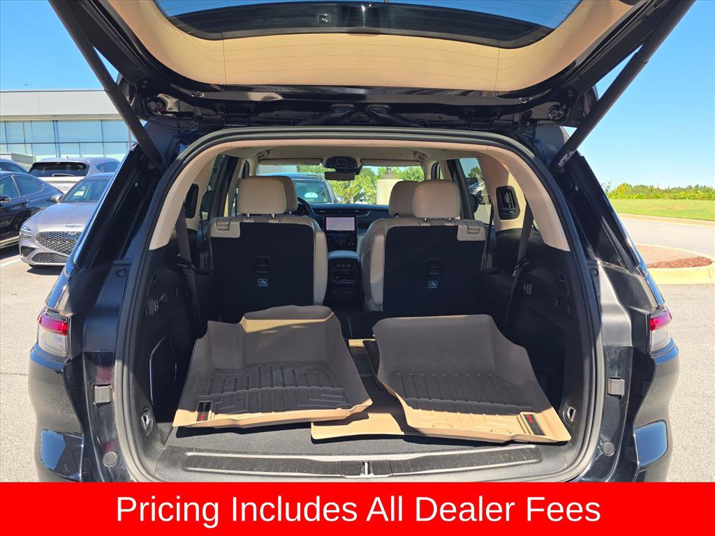 Used 2022 Jeep Grand Cherokee L Limited w/ Luxury Tech Group II RWD image 12