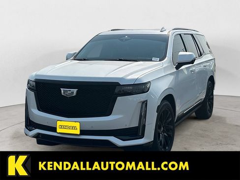 Used 2023 Cadillac Escalade Sport Platinum w/ LPO, ONYX Package AWD/4WD image 1