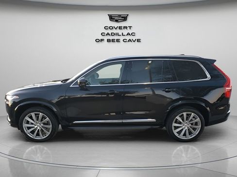 Used 2023 Volvo XC90 B6 Plus image 5