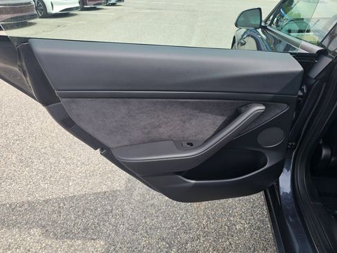 Used 2023 Tesla Model 3 Standard Range RWD image 21