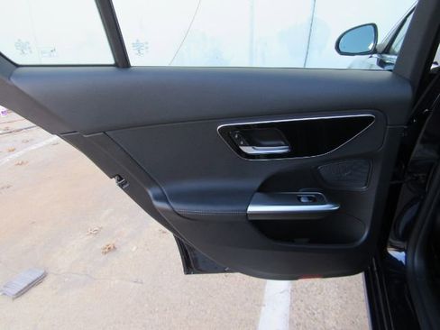Used 2022 Mercedes-Benz C 300 Sedan image 19