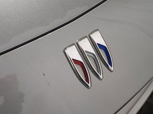 Used 2024 Buick Envista Avenir FWD image 12