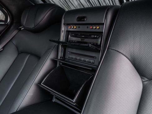 Used 2009 Maybach 57 S image 34