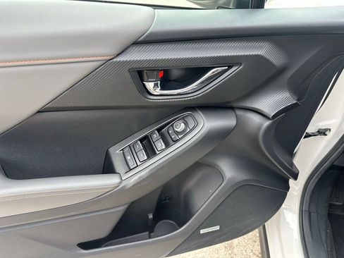 Used 2024 Subaru Crosstrek 2.5i Limited w/ Crosstrek Mirror Package image 20