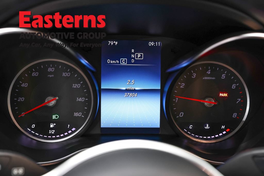 Used 2021 Mercedes-Benz GLC 300 4MATIC w/ Multimedia Package image 19