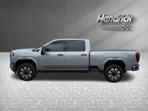 Used 2026 GMC Sierra 2500 Denali w/ Denali Reserve Package AWD/4WD image 6