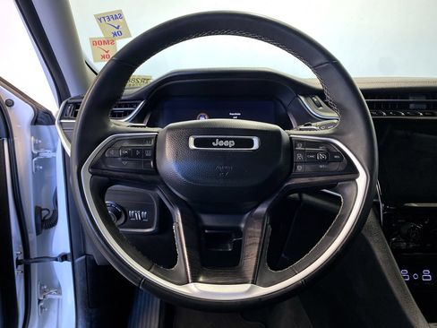 Used 2023 Jeep Grand Cherokee Limited RWD image 21