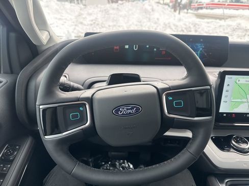 New 2025 Ford Expedition Max Active image 13