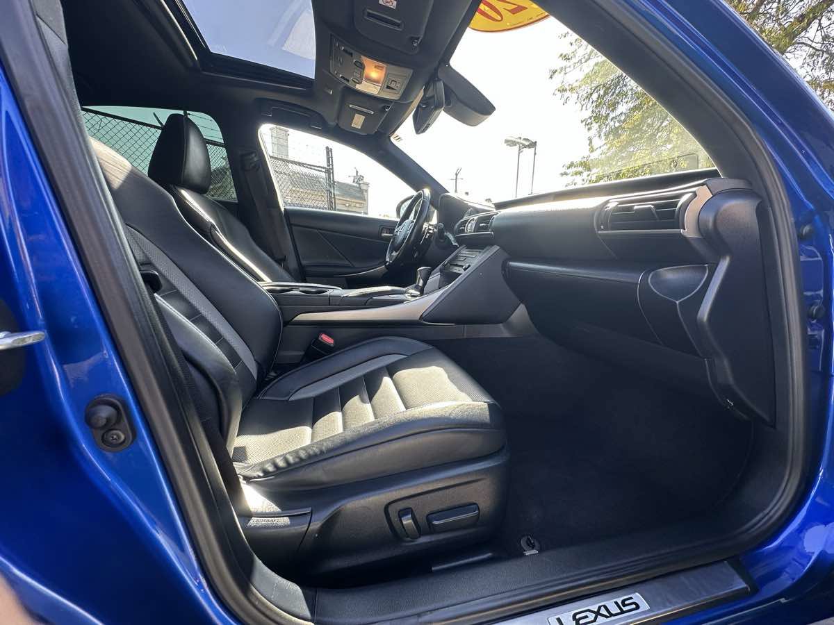 Used 2020 Lexus IS 350 F Sport w/ Blackline Edition AWD/4WD image 33