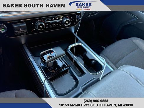 Used 2024 Chevrolet Silverado 1500 LT Trail Boss w/ Protection Package AWD/4WD image 25