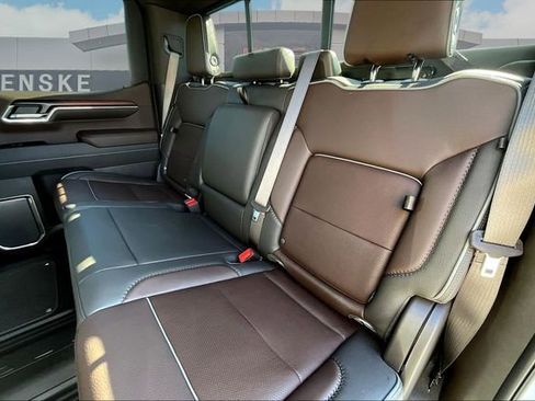 Certified 2025 GMC Sierra 1500 Denali image 27
