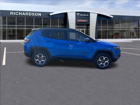 Used 2022 Jeep Compass Trailhawk w/ Sun and Sound Group image 7