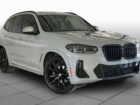 Used 2024 BMW X3 xDrive30i w/ Premium Package AWD/4WD image 2
