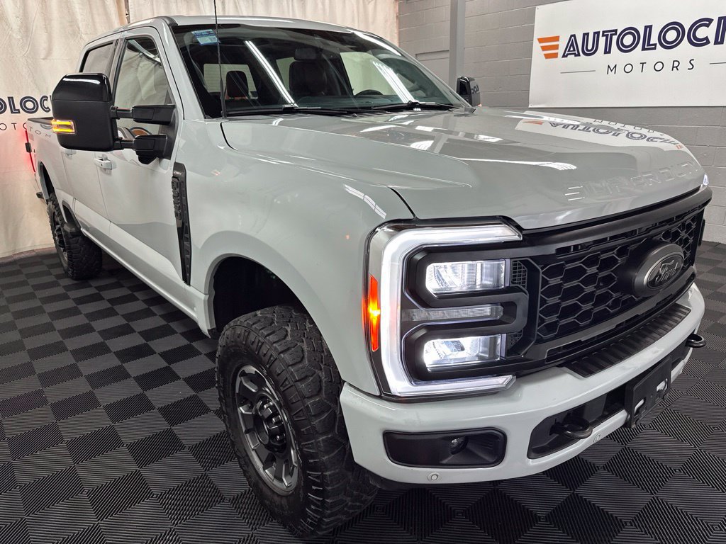 Used 2025 Ford F250 Lariat w/ Lariat Ultimate Package AWD/4WD image 2