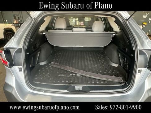 Used 2025 Subaru Outback Premium AWD/4WD image 27