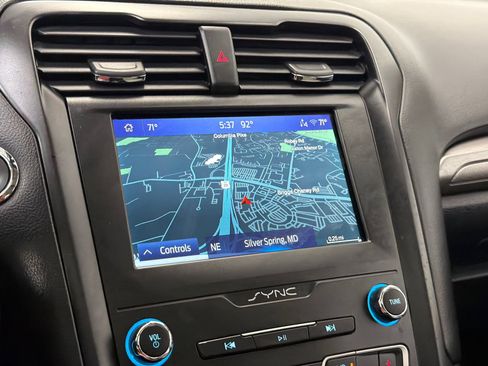 Used 2019 Ford Fusion SE w/ Equipment Group 151A FWD image 20