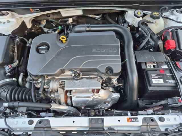 Used 2024 Chevrolet Malibu LT FWD image 25