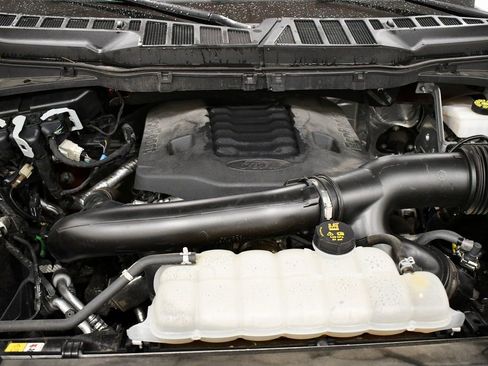 Used 2023 Ford F150 XLT image 12