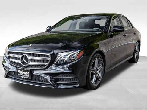 Used 2017 Mercedes-Benz E 300 4MATIC image 13