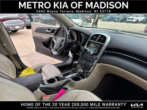 Used 2014 Chevrolet Malibu LT FWD image 40