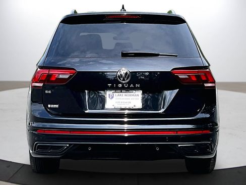Used 2024 Volkswagen Tiguan SE R-Line FWD image 8