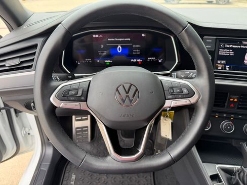 Used 2024 Volkswagen Jetta Sport FWD image 14