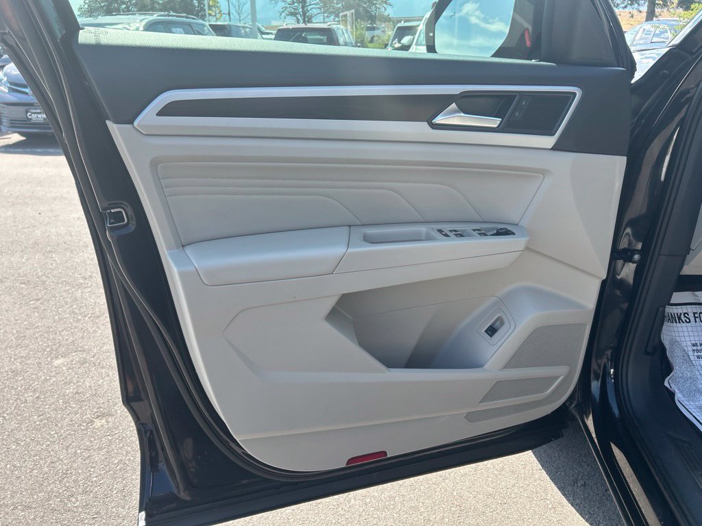 Used 2023 Volkswagen Atlas SE FWD image 20