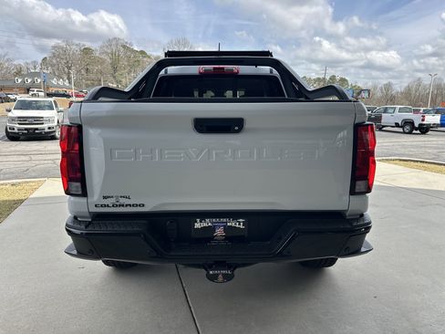 New 2025 Chevrolet Colorado Trail Boss w/ Midnight Edition image 8