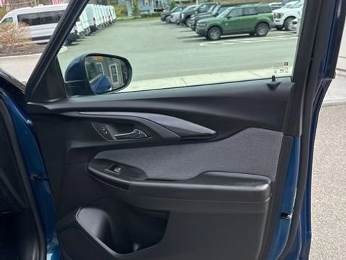 Used 2021 Chevrolet TrailBlazer LT w/ Convenience Package image 20