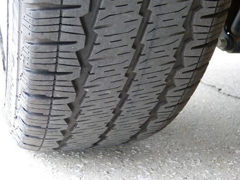 Used 2024 Ford Transit 250 Low Roof w/ Exterior Upgrade Package RWD image 34