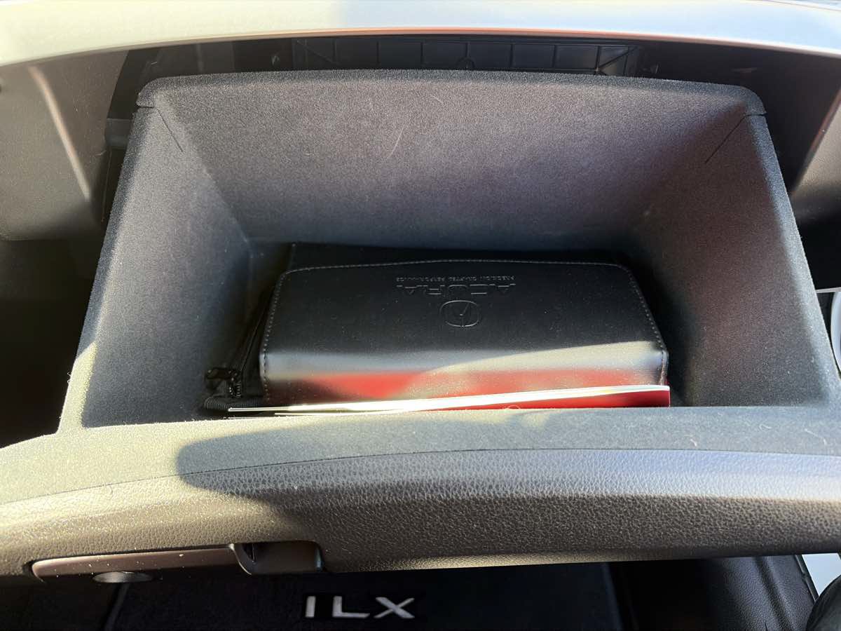 Used 2019 Acura ILX w/ Technology Package FWD image 29