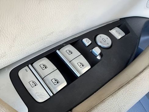 Used 2023 BMW X3 sDrive30i w/ Convenience Package image 16