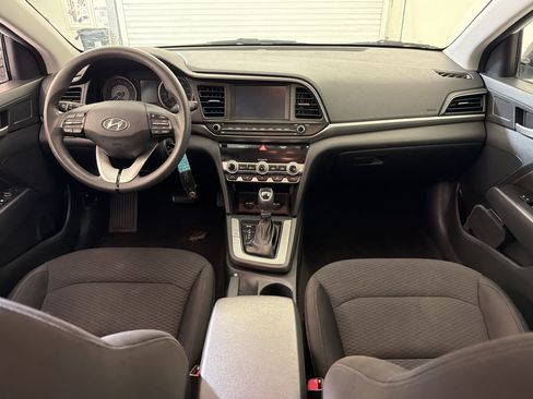 Used 2020 Hyundai Elantra SEL w/ Cargo Package (C1) FWD image 10