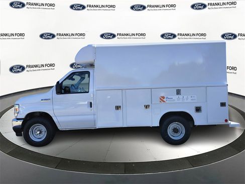 New 2026 Ford E-350 and Econoline 350 Super Duty w/ Power Equipment Group image 2