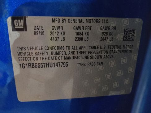 Used 2017 Chevrolet Volt Premier w/ Driver Confidence II Package FWD image 33