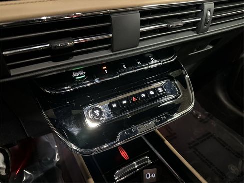 Certified 2023 Lincoln Corsair Reserve w/ Equipment Group 201A image 22