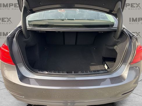 Used 2017 BMW 320i xDrive 320i xDrive image 28