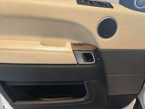 Used 2016 Land Rover Range Rover Sport HSE image 30