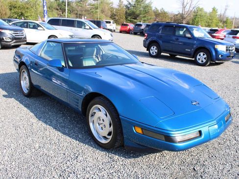Used 1993 Chevrolet Corvette Coupe RWD image 4