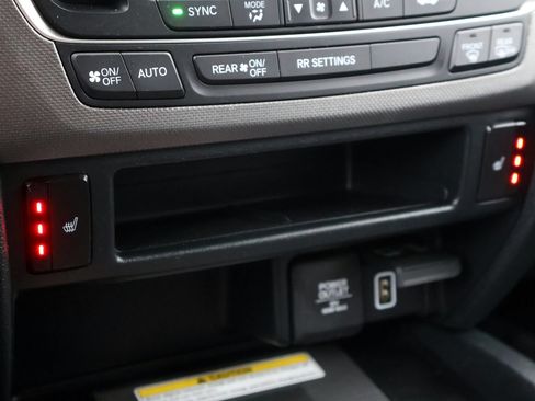 Used 2023 Honda Ridgeline RTL-E image 24