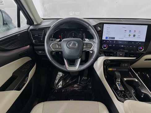 Used 2025 Lexus NX 350 350 Luxury w/ Cold Area Package image 21