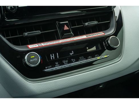 Used 2026 Toyota Corolla SE image 22