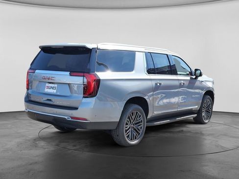 New 2026 GMC Yukon XL Elevation AWD/4WD image 16