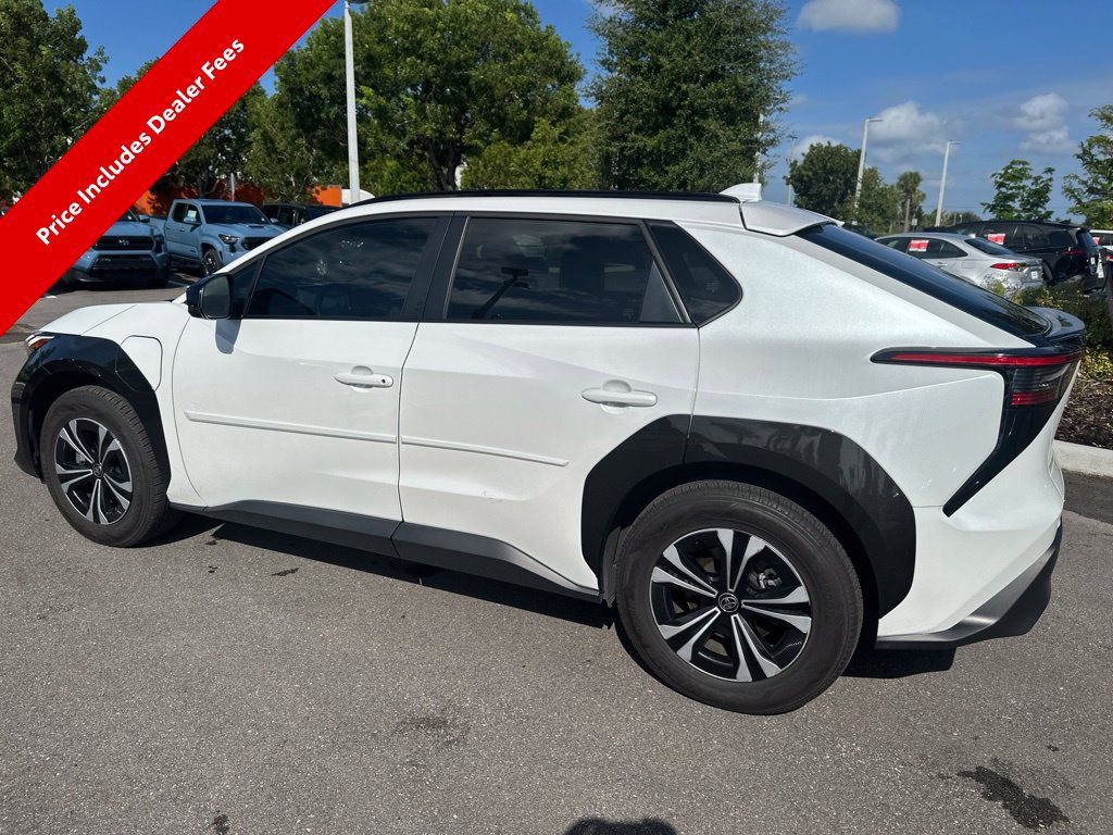 Used 2024 Toyota bZ4X AWD w/ Weather Package image 7