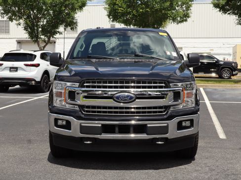 Used 2018 Ford F150 XLT w/ Equipment Group 302A Luxury AWD/4WD image 3