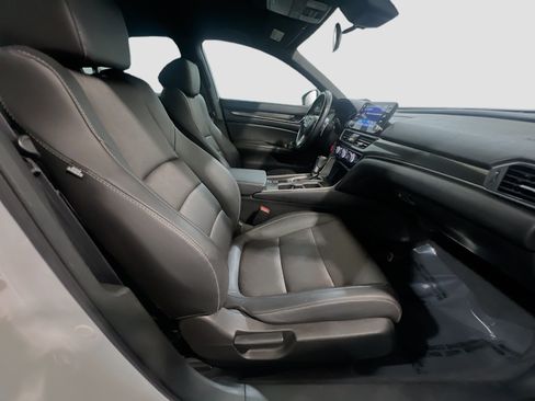 Used 2020 Honda Accord Sport image 19