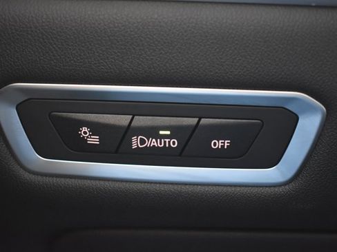 Used 2024 BMW X7 xDrive40i image 32