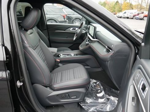 New 2026 Ford Explorer ST-Line w/ ST-Line Street Pack image 26