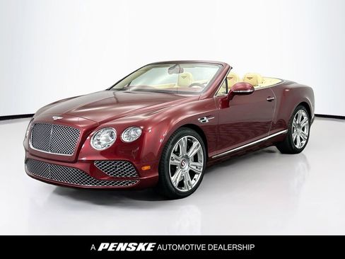 Used 2017 Bentley Continental GT image 1