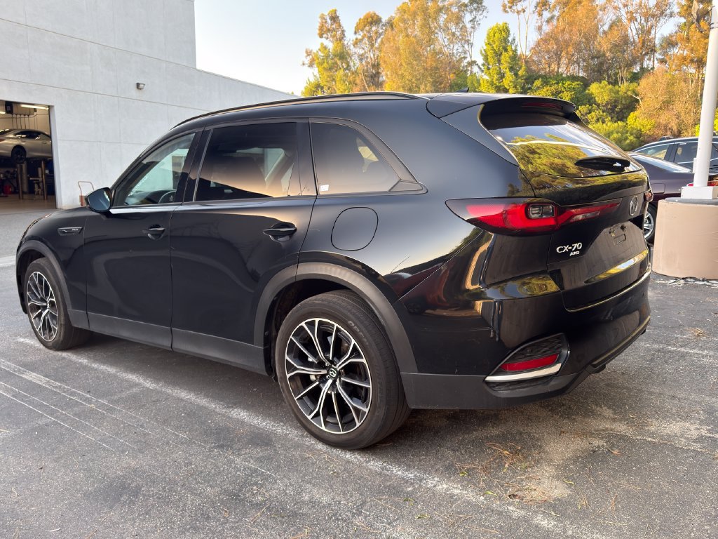 Used 2025 MAZDA CX-70 Plug-In Hybrid w/ Premium Pkg AWD/4WD image 2